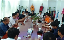 昭通市教育局局长一行莅临澳门在线博彩考察指导